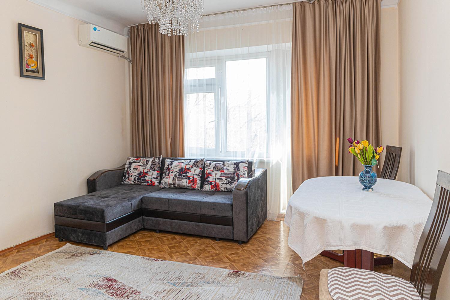 Reliablehouse Квартира В Самом Центре Города Apartment Almaty Ngoại thất bức ảnh